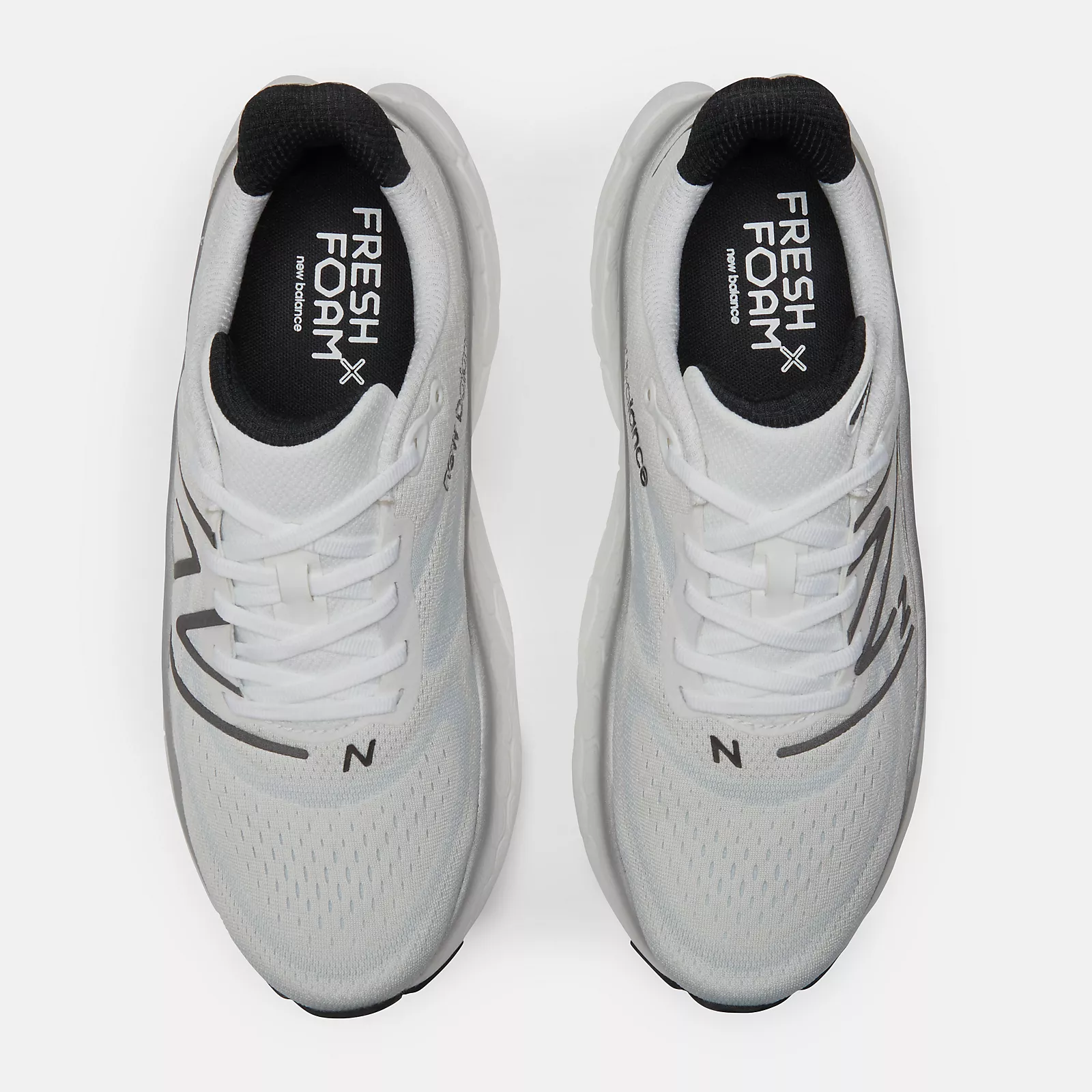 NEW BALANCE MEN'S FRESH FOAM X MORE v4
