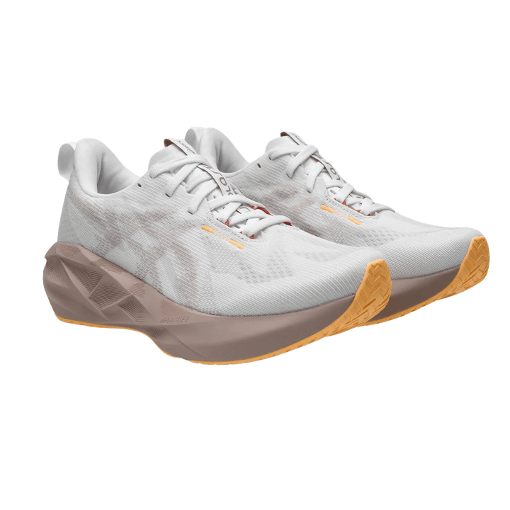 ASICS WOMEN'S NOVABLAST 5