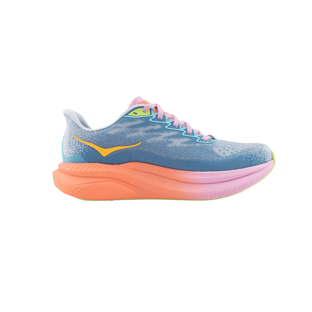 LukesLockerDallasFortWorth_HOKA_1147810-ISK_Women_sMach6_Illusion_Dusk_1