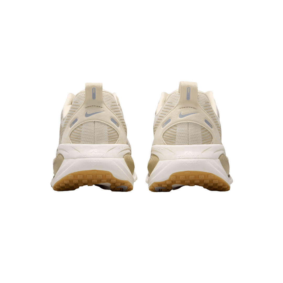 NIKE MEN'S VOMERO 18