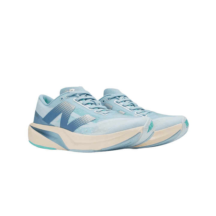 NEW BALANCE WOMEN'S FUELCELL REBEL V4