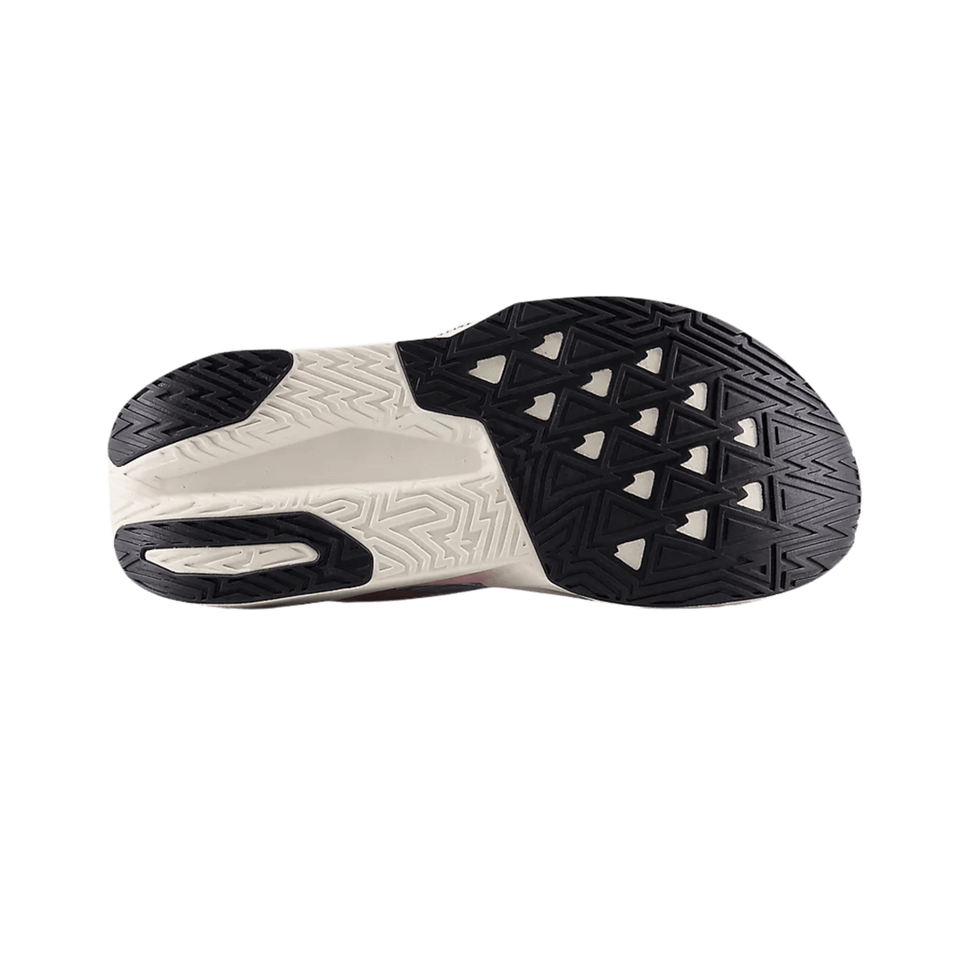 NEW BALANCE WOMEN'S FUELCELL REBEL V5