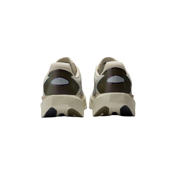 NEW BALANCE WOMEN'S FUELCELL REBEL V5