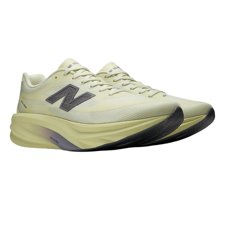 NEW BALANCE WOMEN'S SUPERCOMP REBEL
