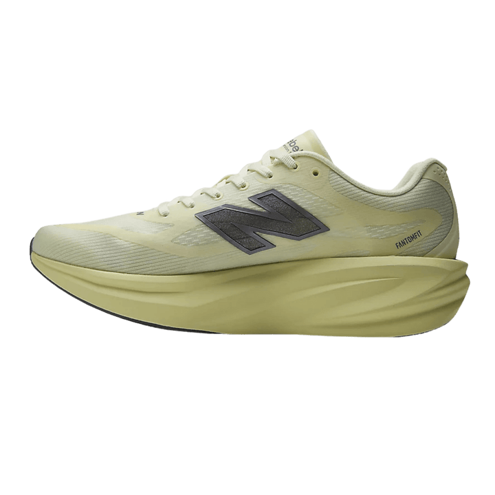 NEW BALANCE WOMEN'S SUPERCOMP REBEL