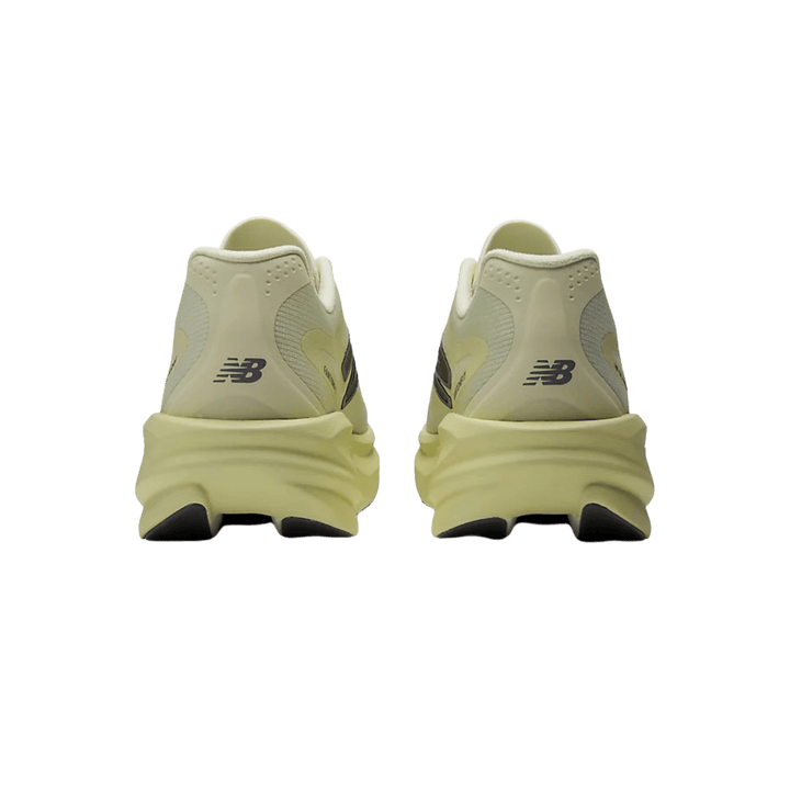 NEW BALANCE WOMEN'S SUPERCOMP REBEL