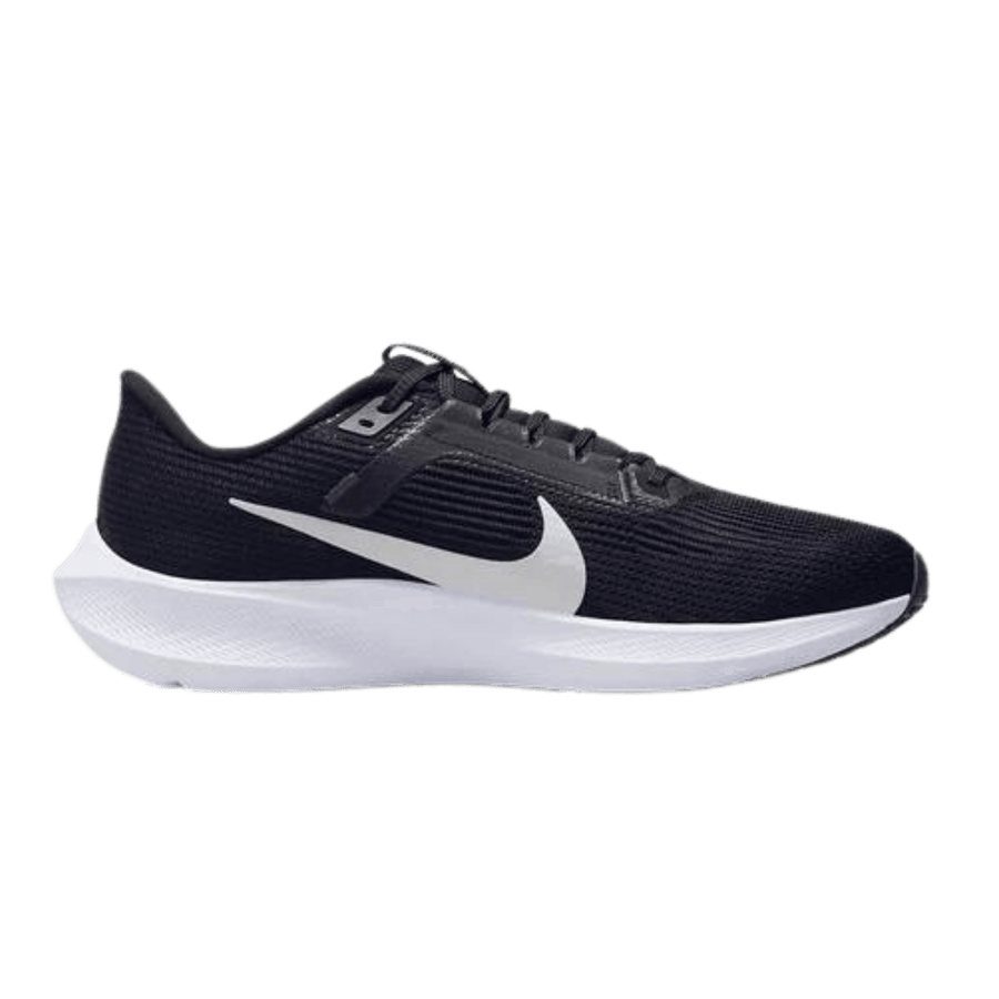 LukesLockerDallasFortWorth_NIKEDV3853-001_Mens_Pegasus40_Black_White