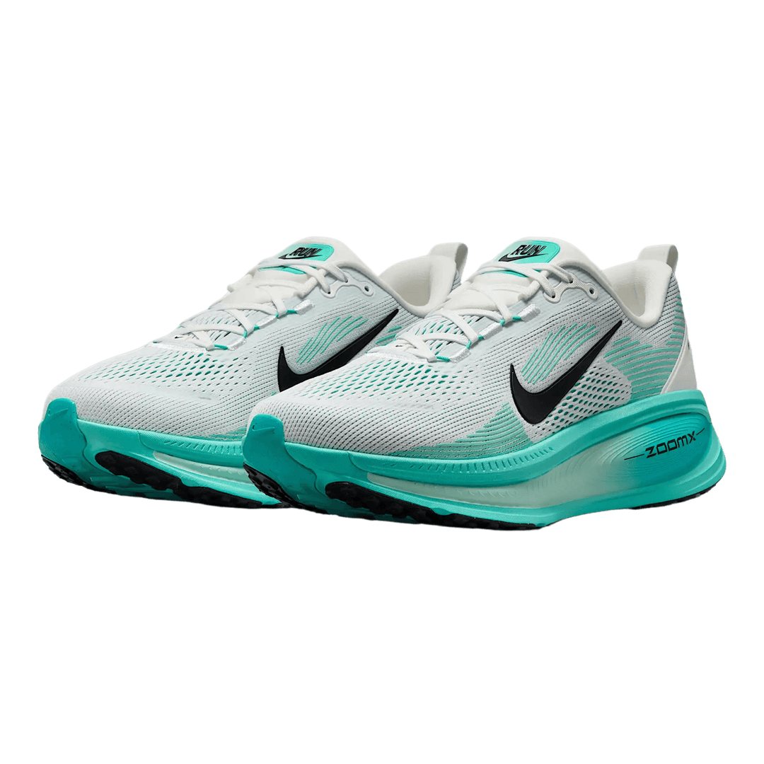 NIKE MEN'S VOMERO 18
