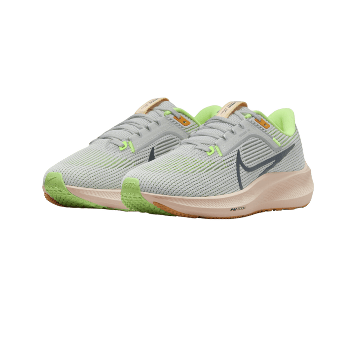 NIKE WOMEN'S PEGASUS 40