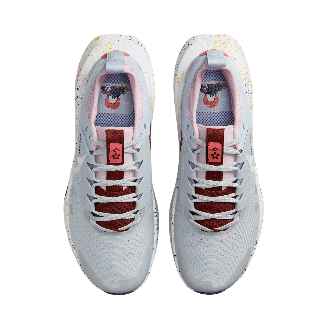 NIKE WOMEN'S ZEGAMA 2