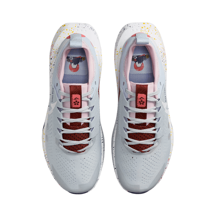NIKE WOMEN'S ZEGAMA 2