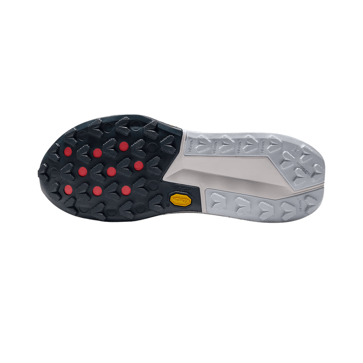 NIKE WOMEN'S ZEGAMA 2