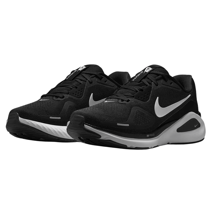 NIKE WOMEN'S STRUCTURE 26
