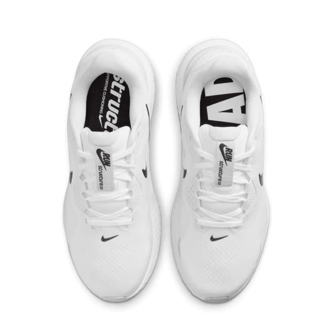 NIKE WOMEN'S STRUCTURE 26
