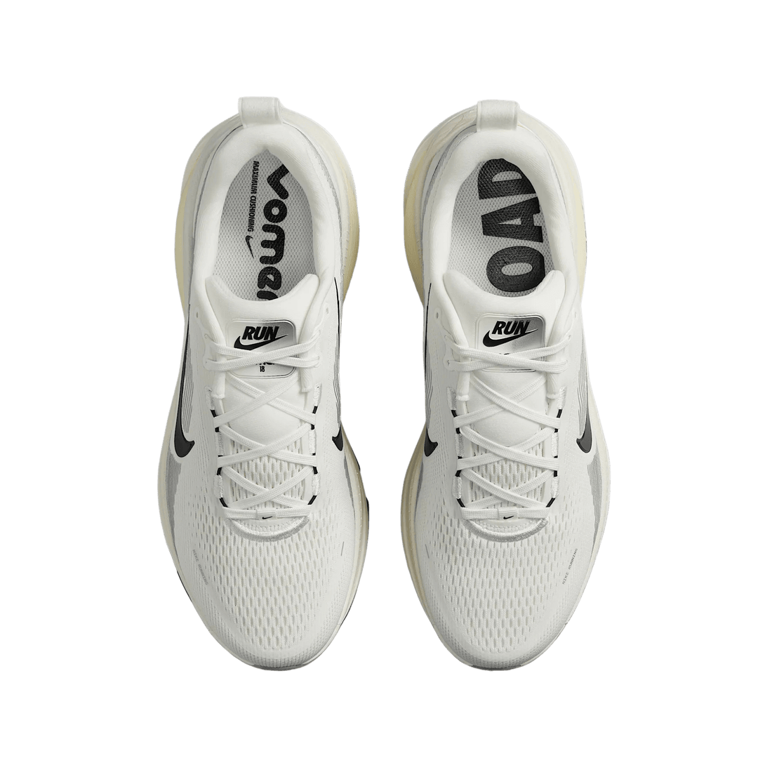 NIKE MEN'S VOMERO 18