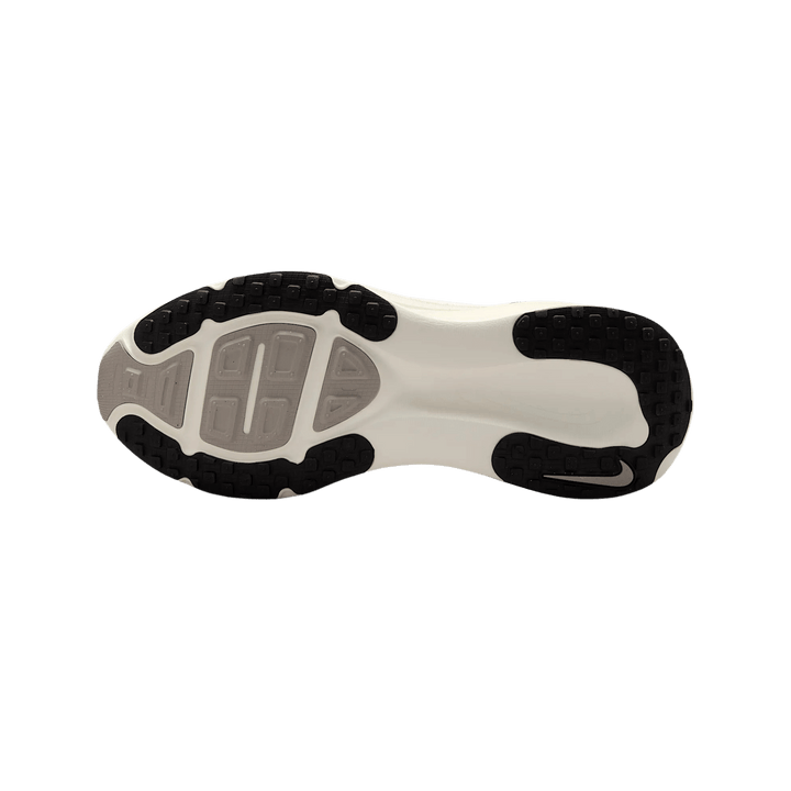 NIKE MEN'S VOMERO 18