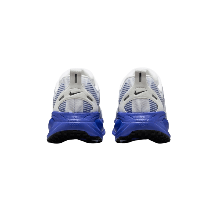 NIKE MEN'S VOMERO 18