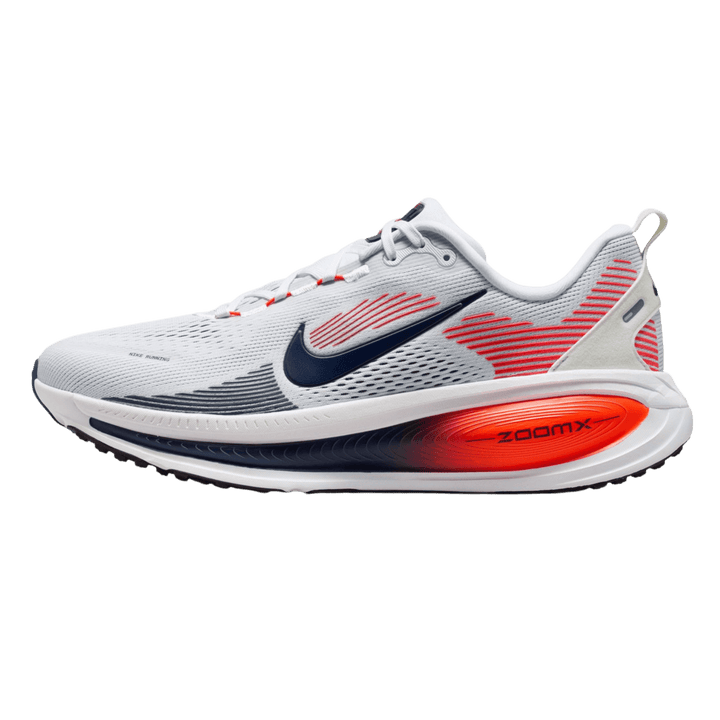 NIKE MEN'S VOMERO 18