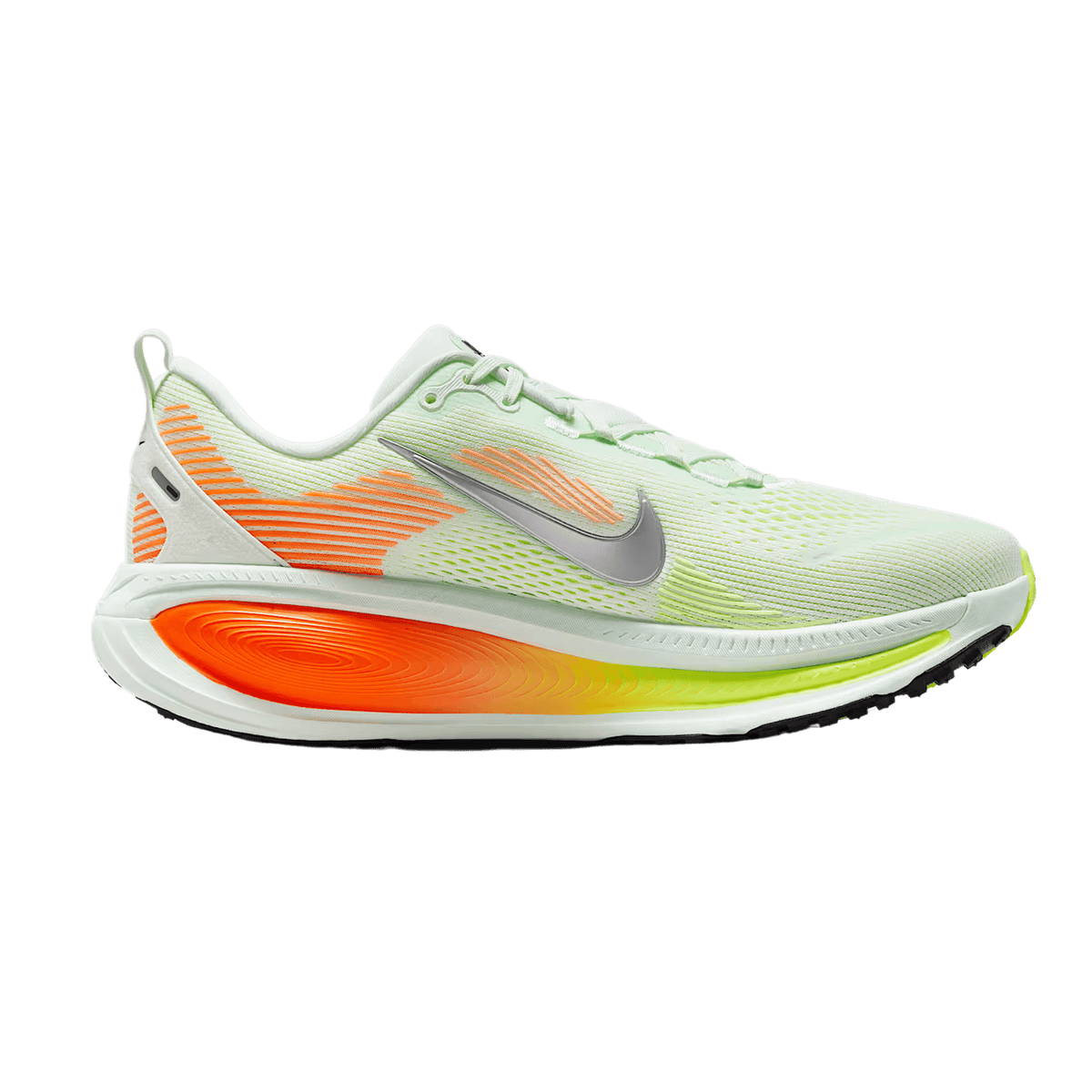 NIKE MEN'S VOMERO 18