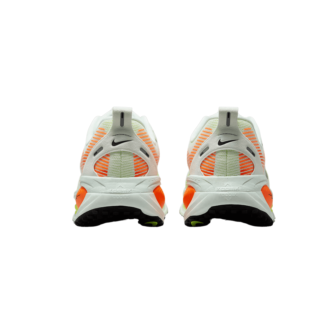 NIKE MEN'S VOMERO 18