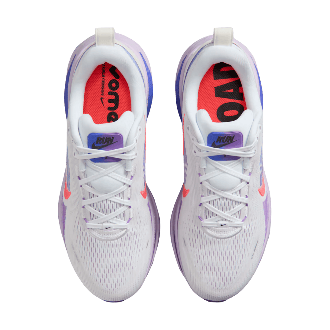 NIKE WOMEN'S VOMERO 18