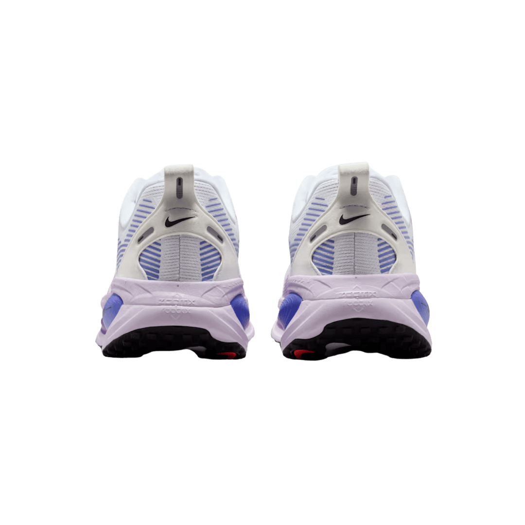 NIKE WOMEN'S VOMERO 18