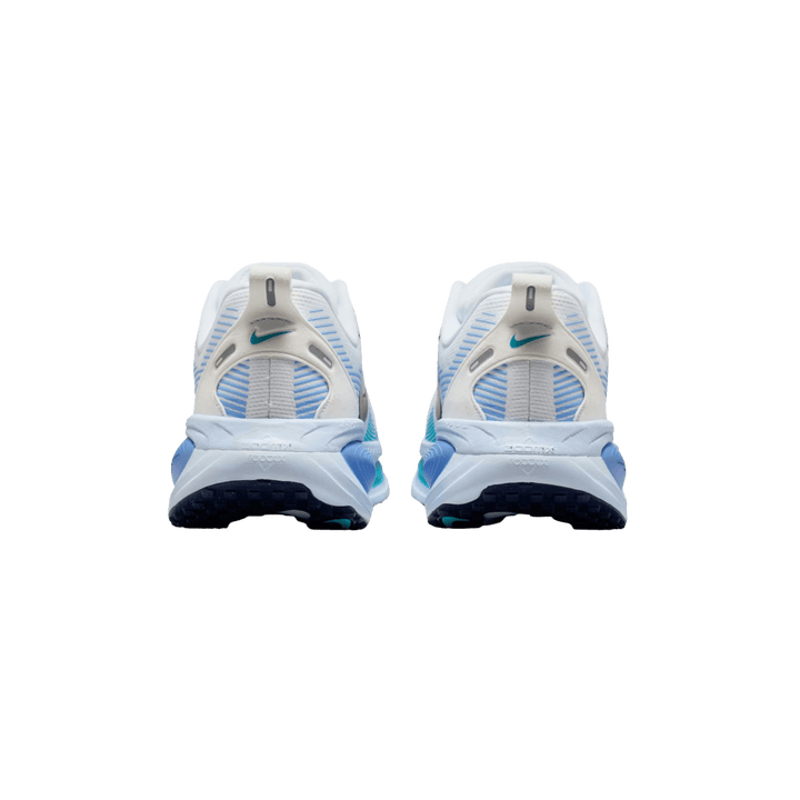 NIKE WOMEN'S VOMERO 18