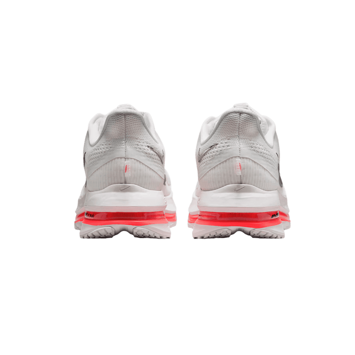 NIKE WOMEN'S PEGASUS PREMIUM