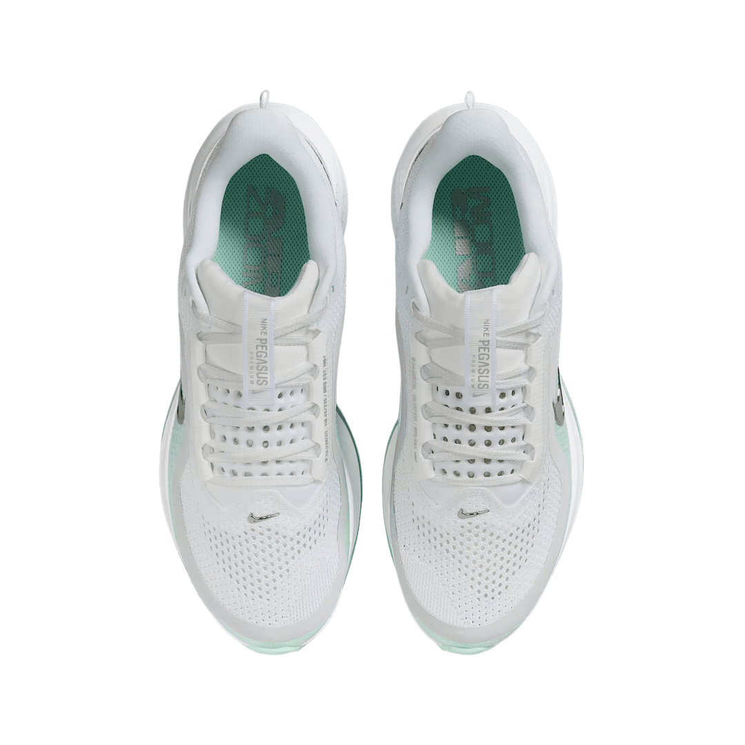 NIKE WOMEN'S PEGASUS PREMIUM