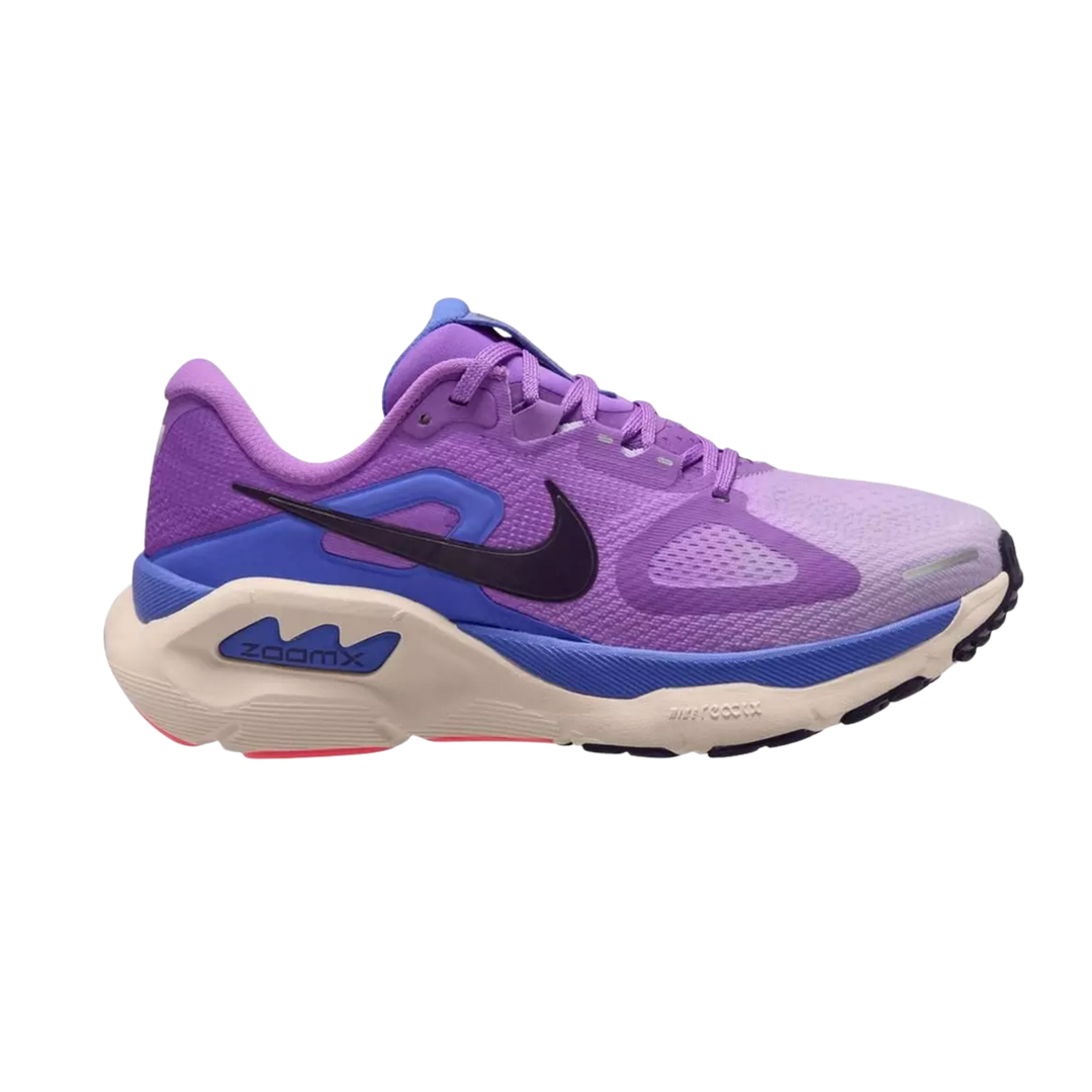 NIKE WOMEN'S STRUCTURE PLUS