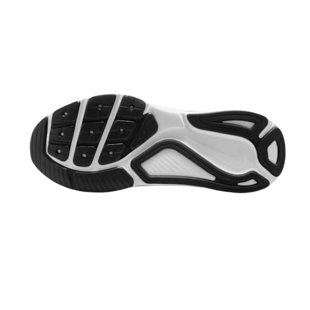 NIKE MEN'S STRUCTURE 26