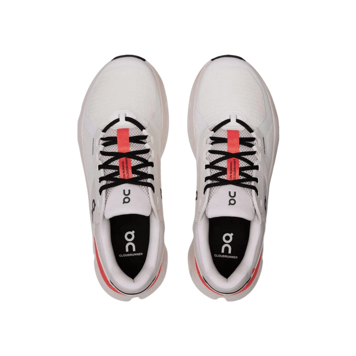 ON WOMEN'S CLOUDRUNNER 2
