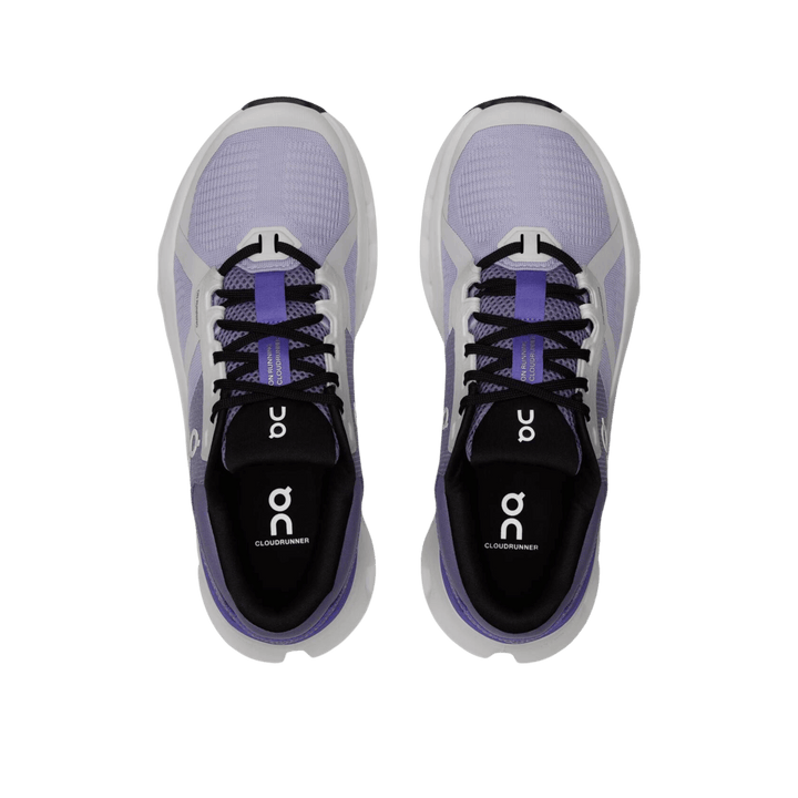 ON WOMEN'S CLOUDRUNNER 2