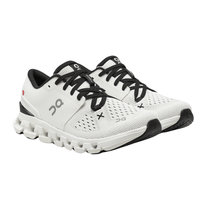 ON WOMEN'S CLOUD X 4