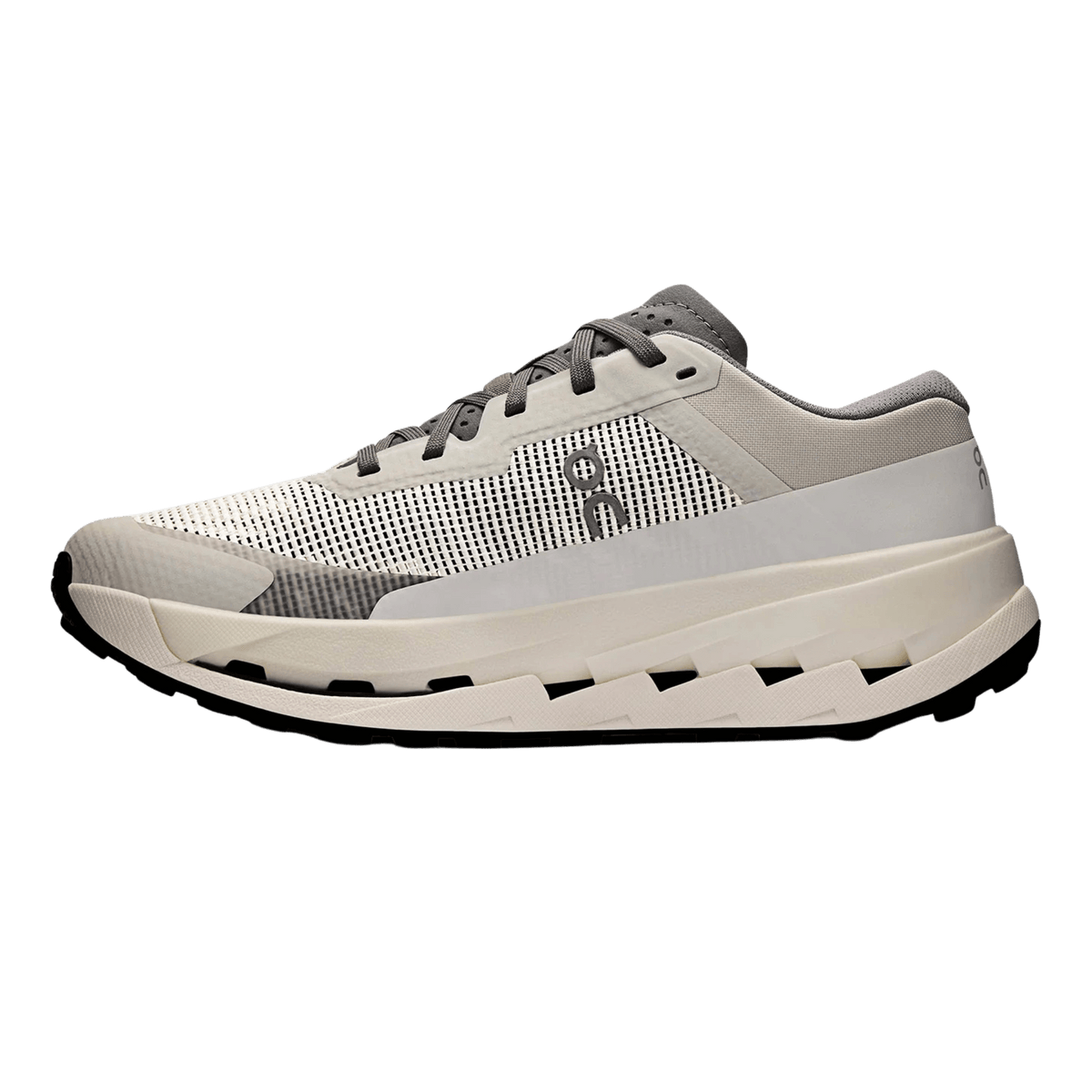 ON RUNNING MEN'S CLOUDULTRA 3