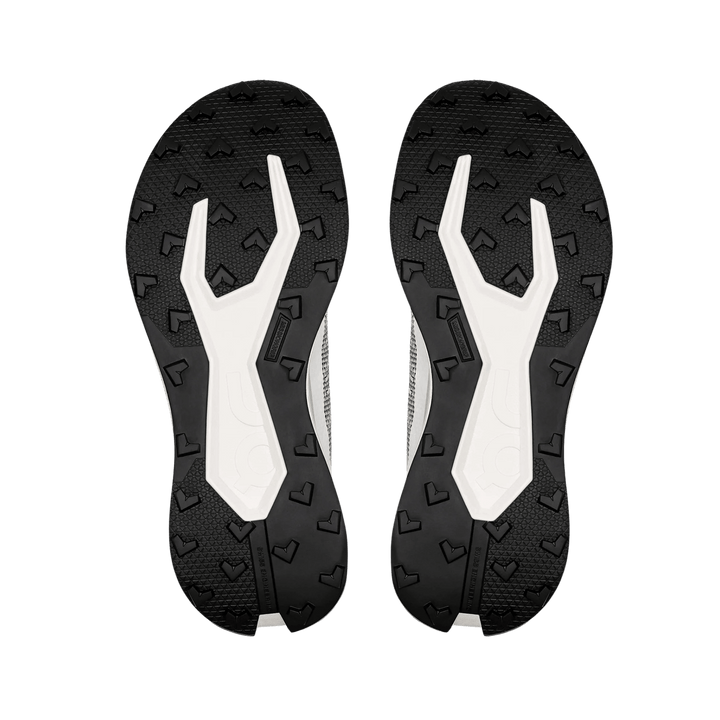 ON RUNNING MEN'S CLOUDULTRA 3