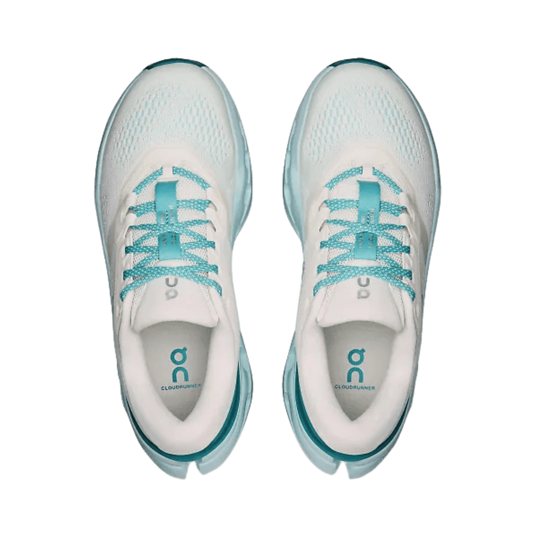 ON RUNNING WOMEN'S CLOUDRUNNER 3