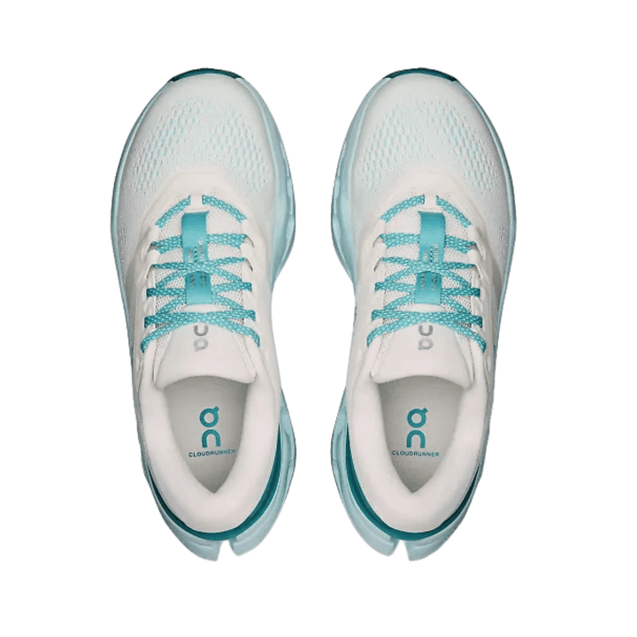 ON RUNNING WOMEN'S CLOUDRUNNER 3