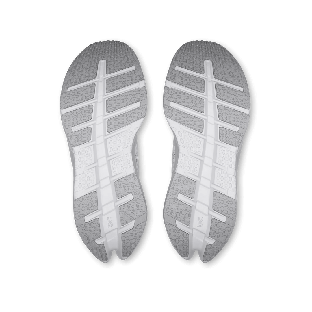 ON RUNNING MEN'S CLOUDRUNNER 3 WIDE - Luke's Locker Running & Fitness