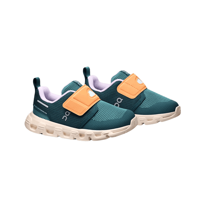 ON RUNNING KIDS' CLOUD DASH