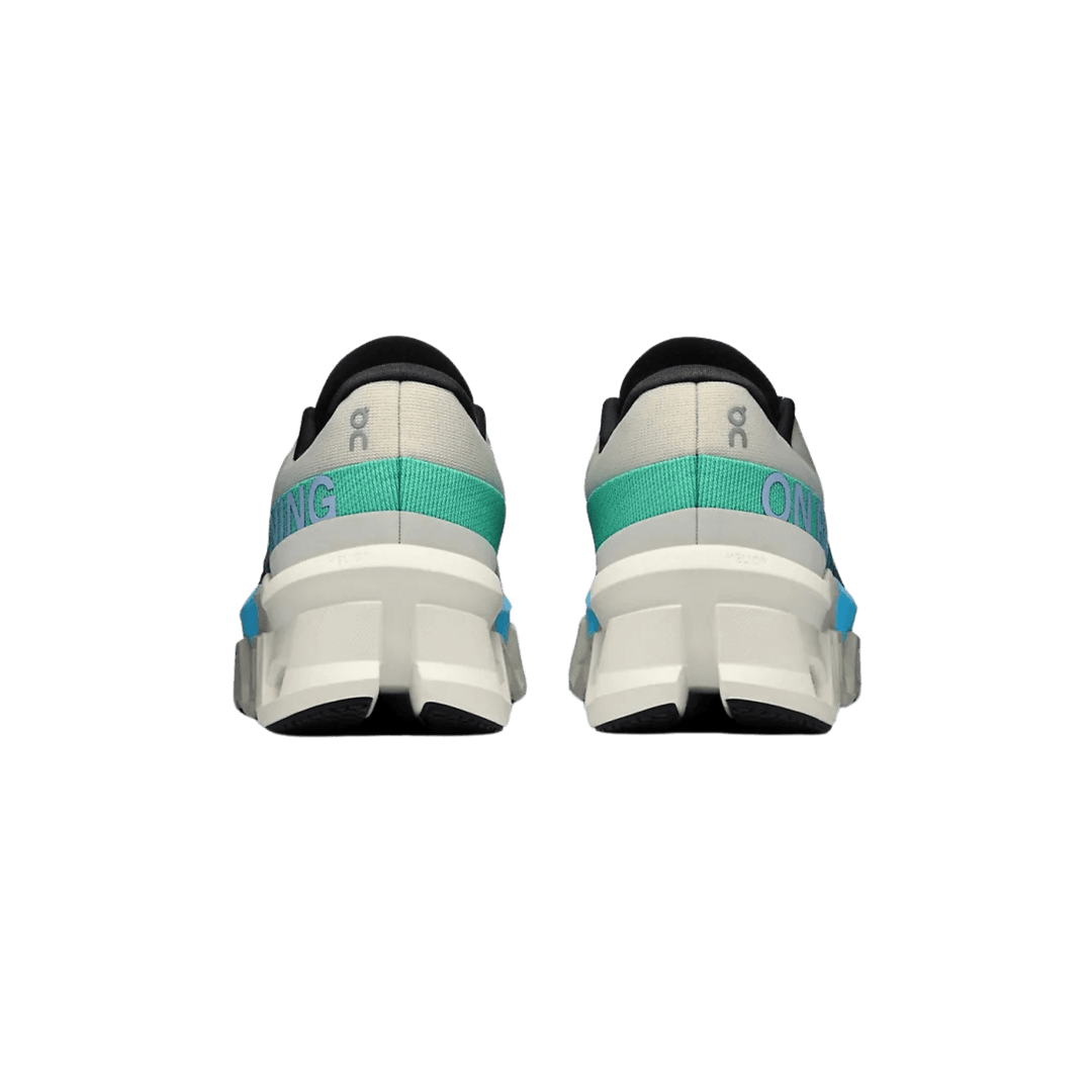 ON WOMEN'S CLOUDMONSTER 2