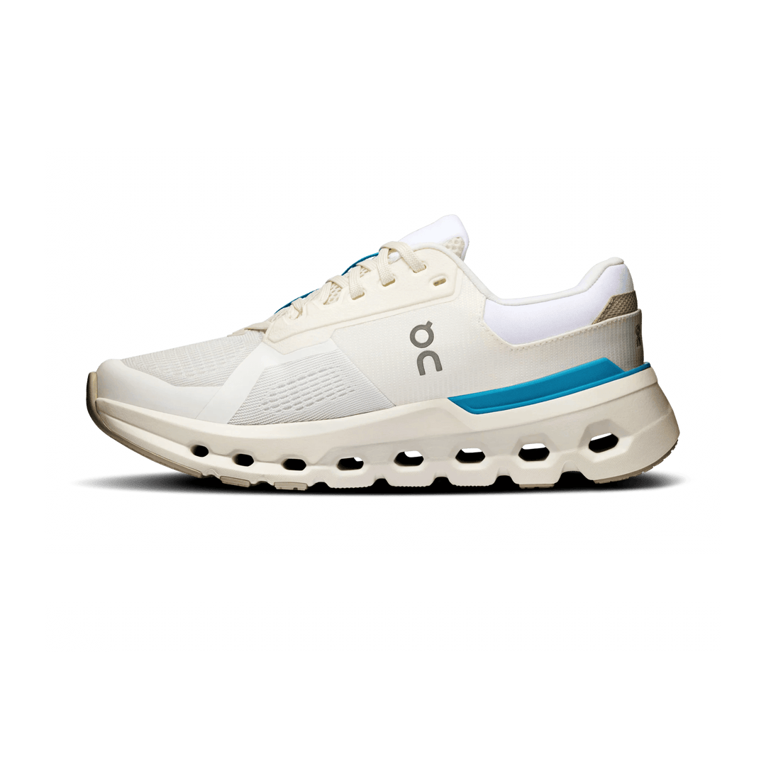 ON WOMEN'S CLOUDRUNNER 2