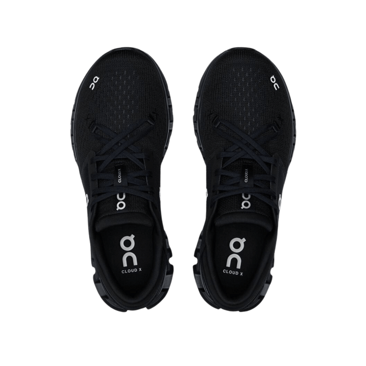 ON WOMEN'S CLOUD X 4