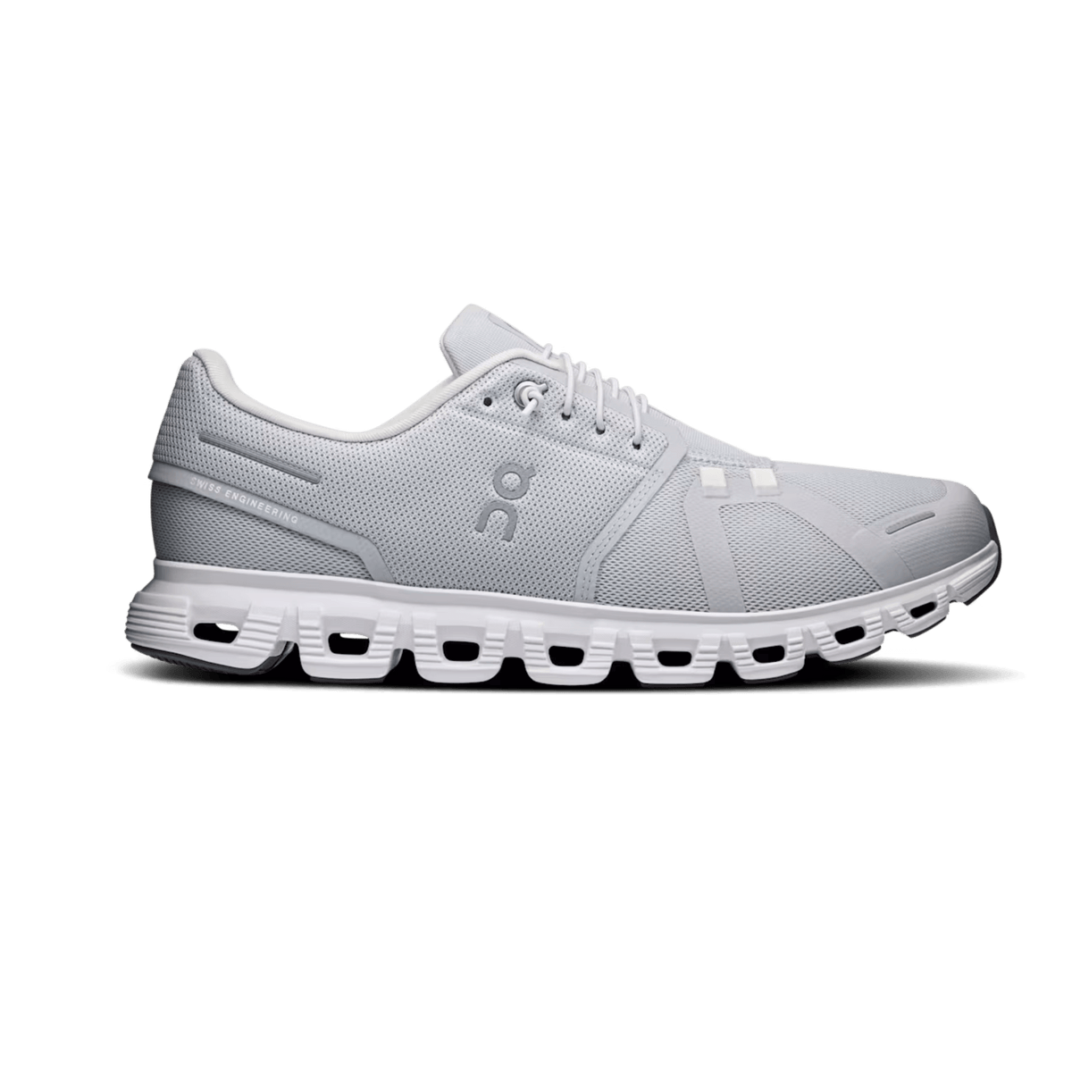 ON WOMEN'S CLOUD 6