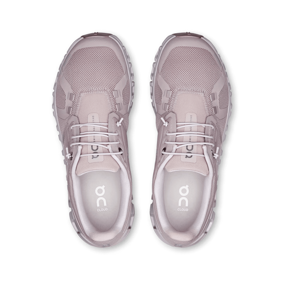 ON WOMEN'S CLOUD 6