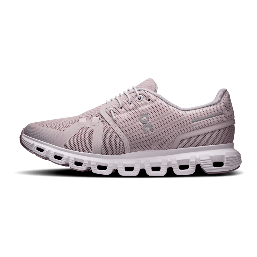 ON WOMEN'S CLOUD 6