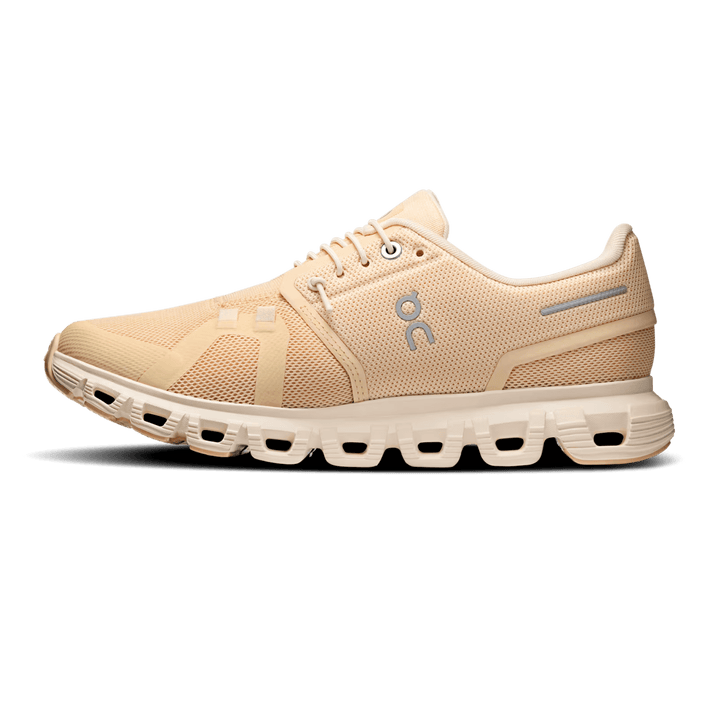 ON WOMEN'S CLOUD 6