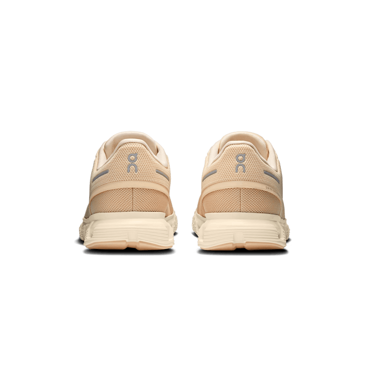ON WOMEN'S CLOUD 6