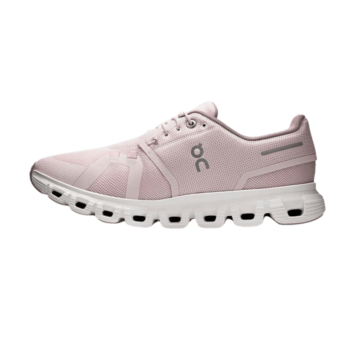 ON WOMEN'S CLOUD 6