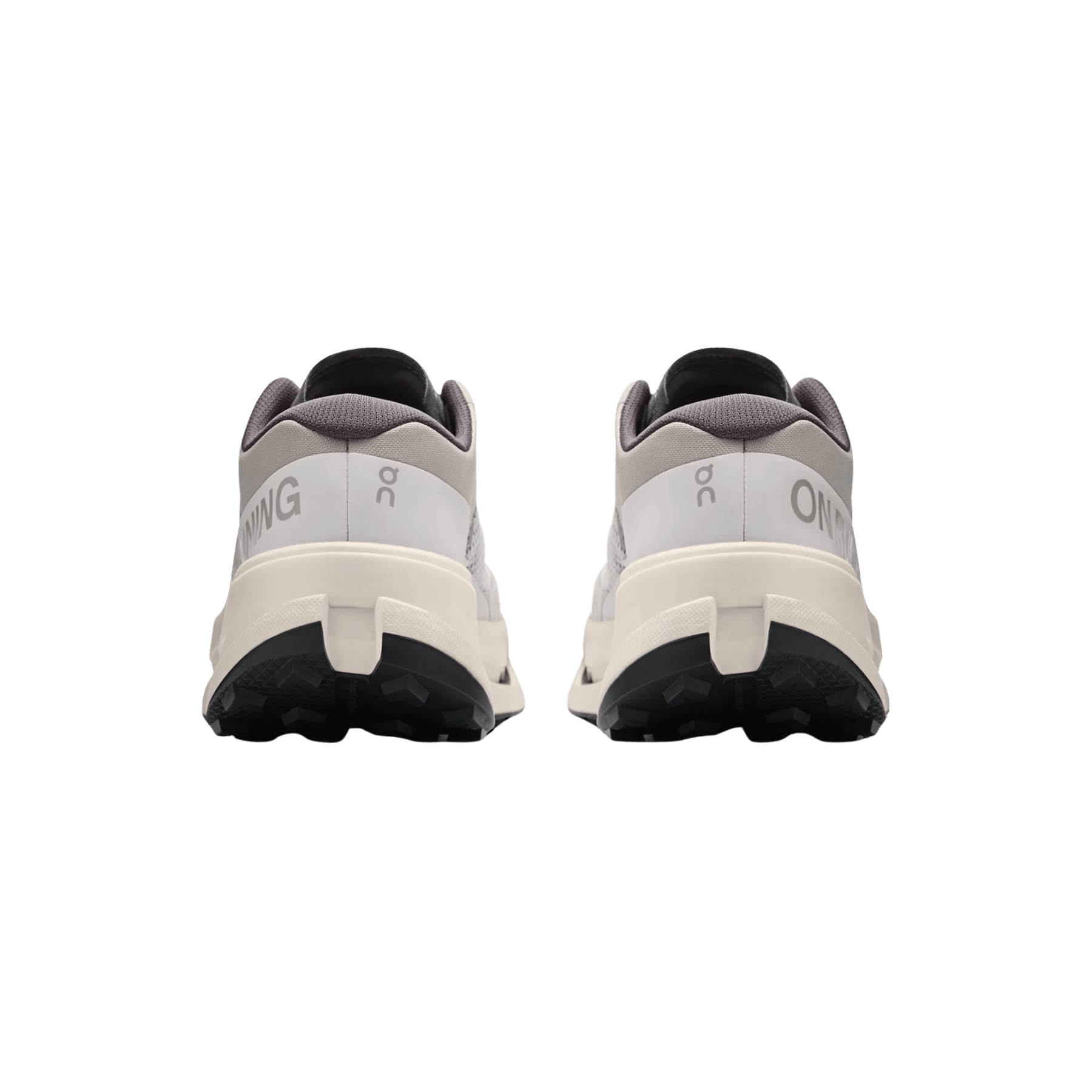 ON RUNNING WOMEN'S CLOUDULTRA 3